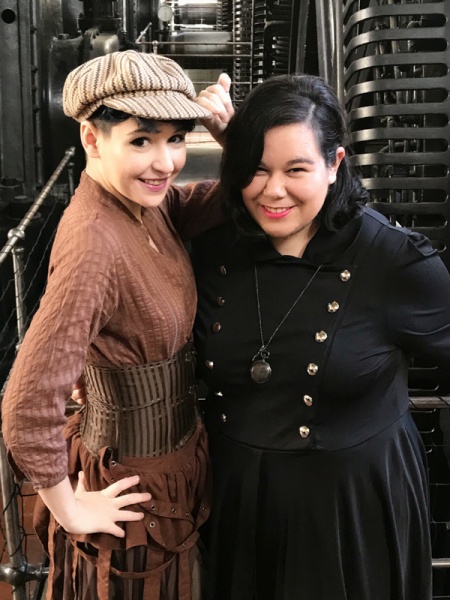 Archivo:Iria y selene.jpg